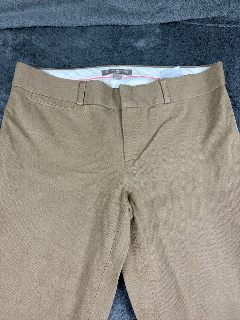 Banana Republic woman’s Tan Slim Chinos Sloan size 4